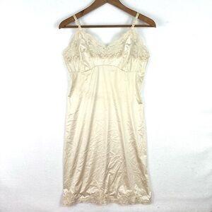 Vintage Wonder Maid Off White Cream Lace Slip Dress Size 34